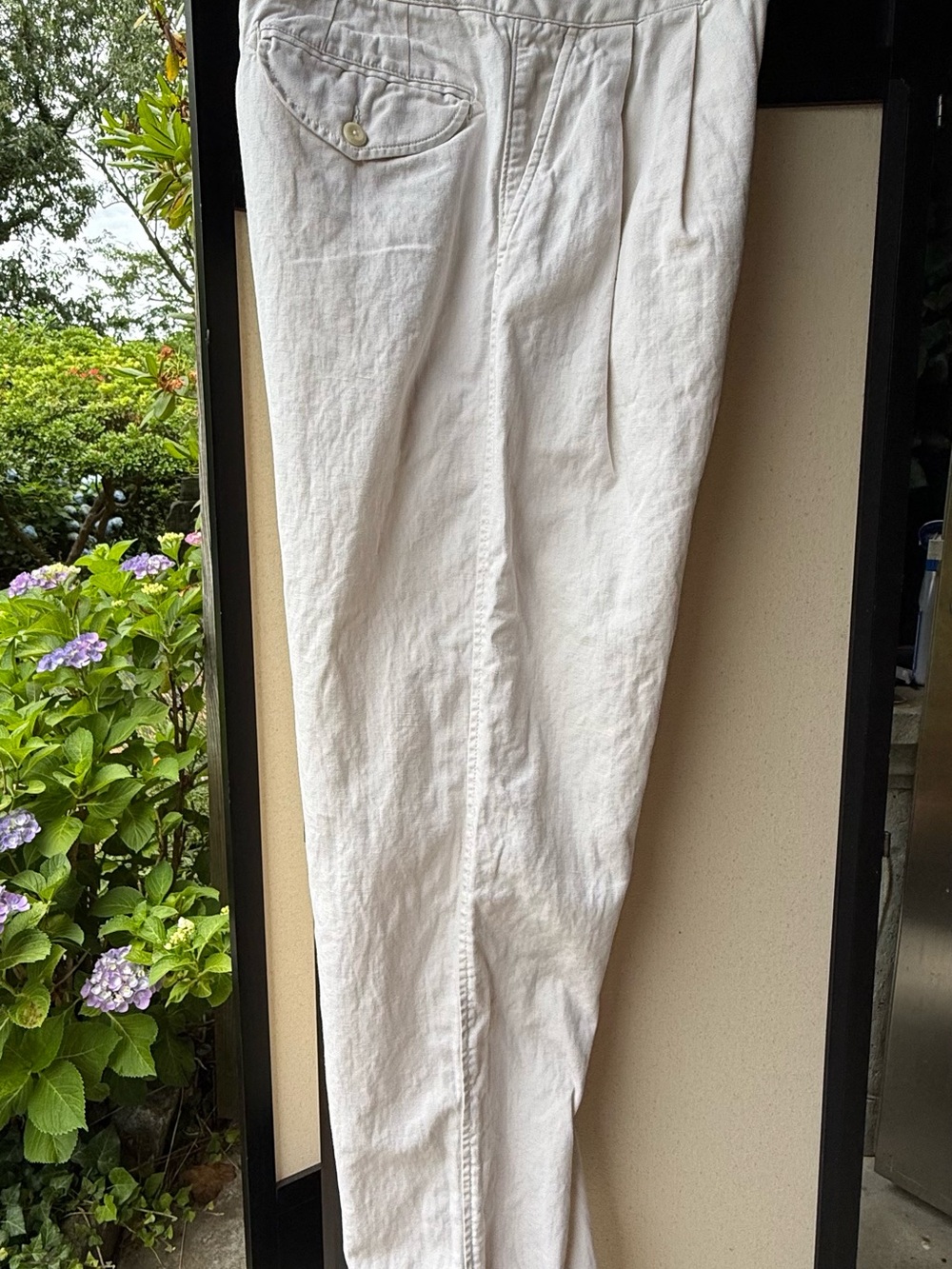 Banana Republic Off-White Pleated Women’s  cotton Chinos